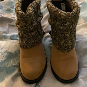 Brown sweater boots, never worn